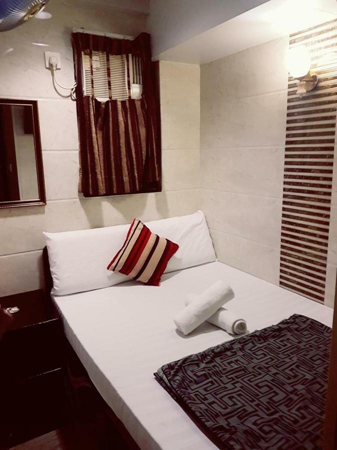 Simplex Guest House Hong Kong Exterior photo